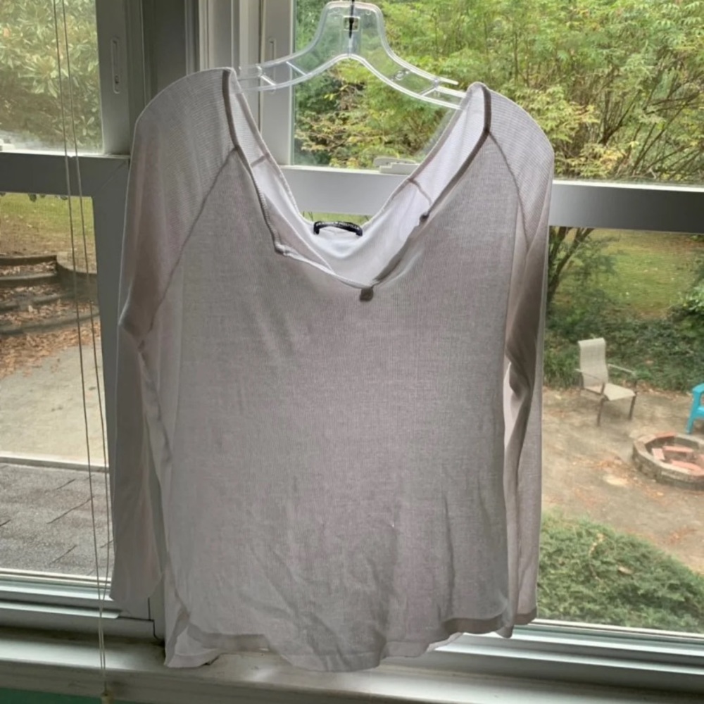 white brandy melville white long sleeve v neck